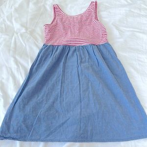 Girl’s dress